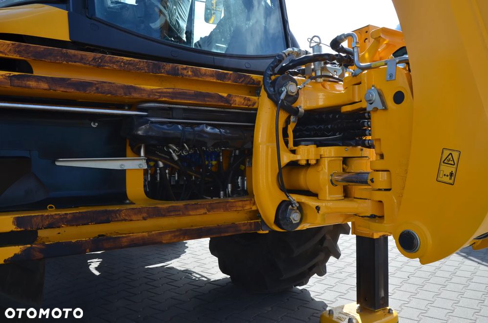JCB 3CX PRO 2024-25r / SILNIK 4,8L 110km / DUAL DRIVE / 223 mth ! / KLIMA / SZYBKOZŁĄCZE / DWUKIERUNKOWA INSTALACJA / POWERSLIDE / SKARPÓWKA UCHYLNA / 20" - 18