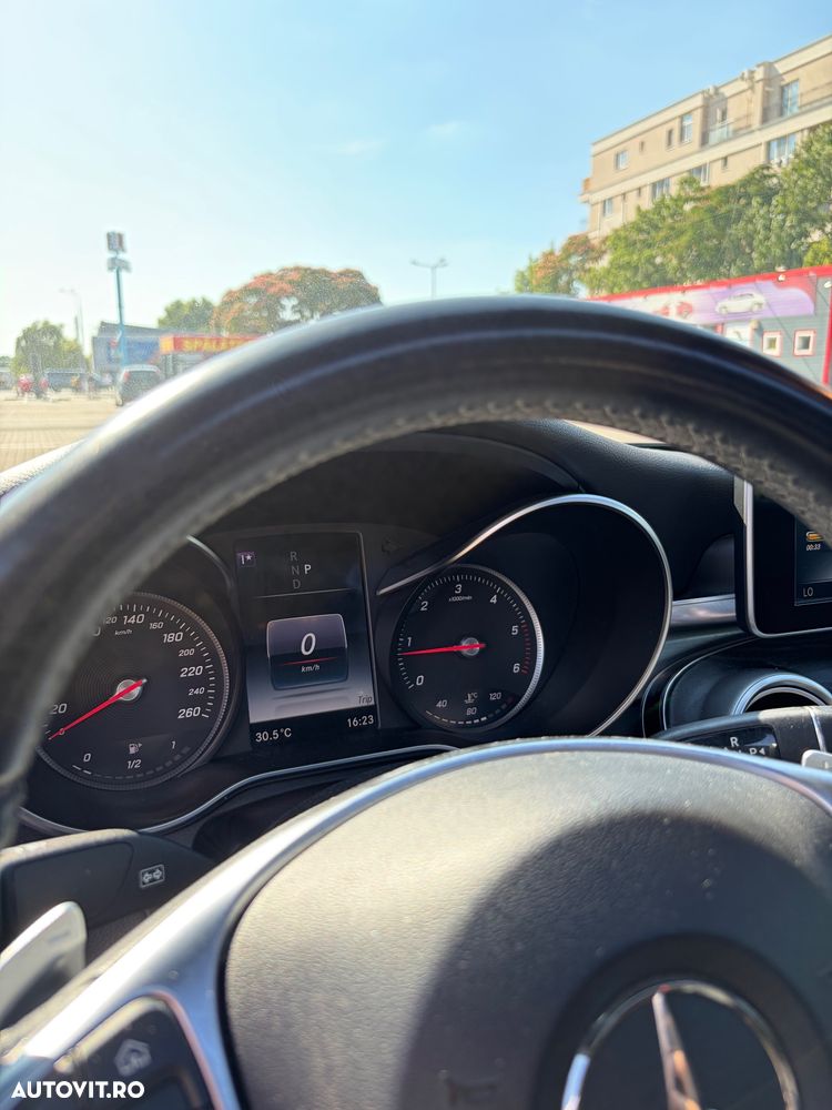 Mercedes-Benz C - 21