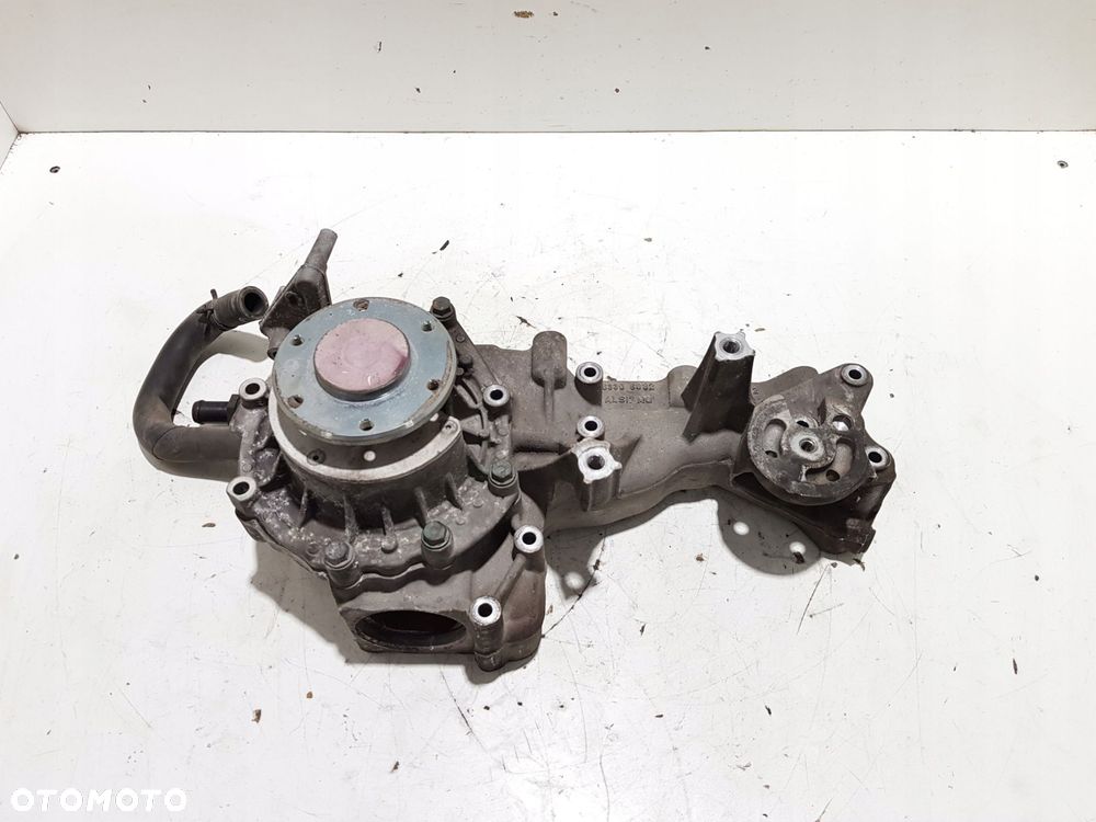 obudowa pompa wody 51.06330-5082 man tgx tgs euro6 - 7