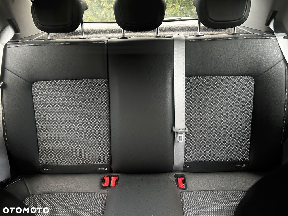 Opel Corsa 1.4 16V Catch me now - 10