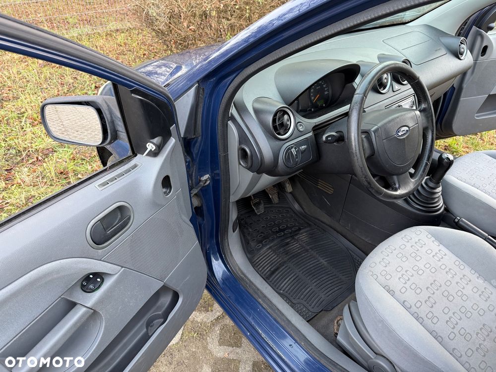 Ford Fiesta 1.3 - 12