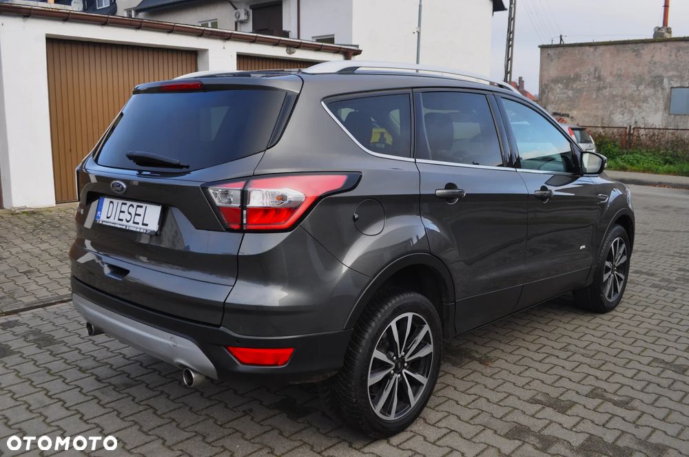 Ford Kuga 2.0 TDCi 4x4 Titanium - 6