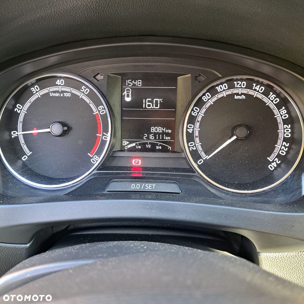 Skoda RAPID 1.0 TSI Ambition - 8