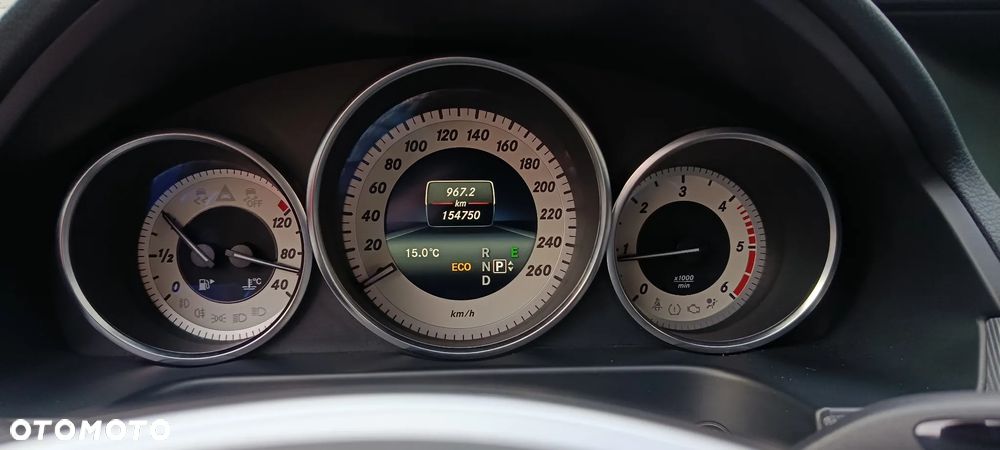 Mercedes-Benz Klasa E 200 CDI DPF BlueEFFICIENCY Automatik Avantgarde - 35
