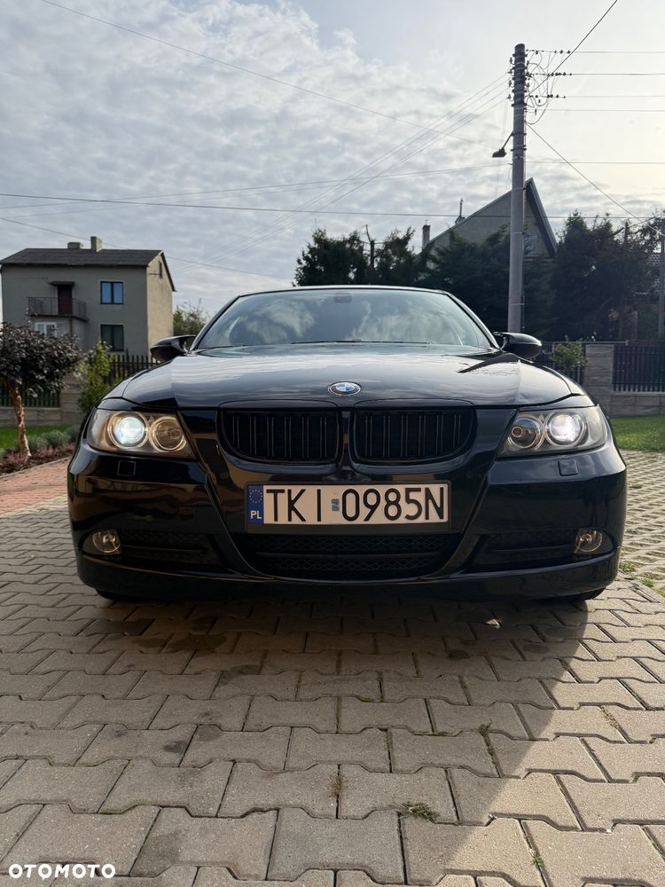 BMW Seria 3 320d DPF Touring - 22