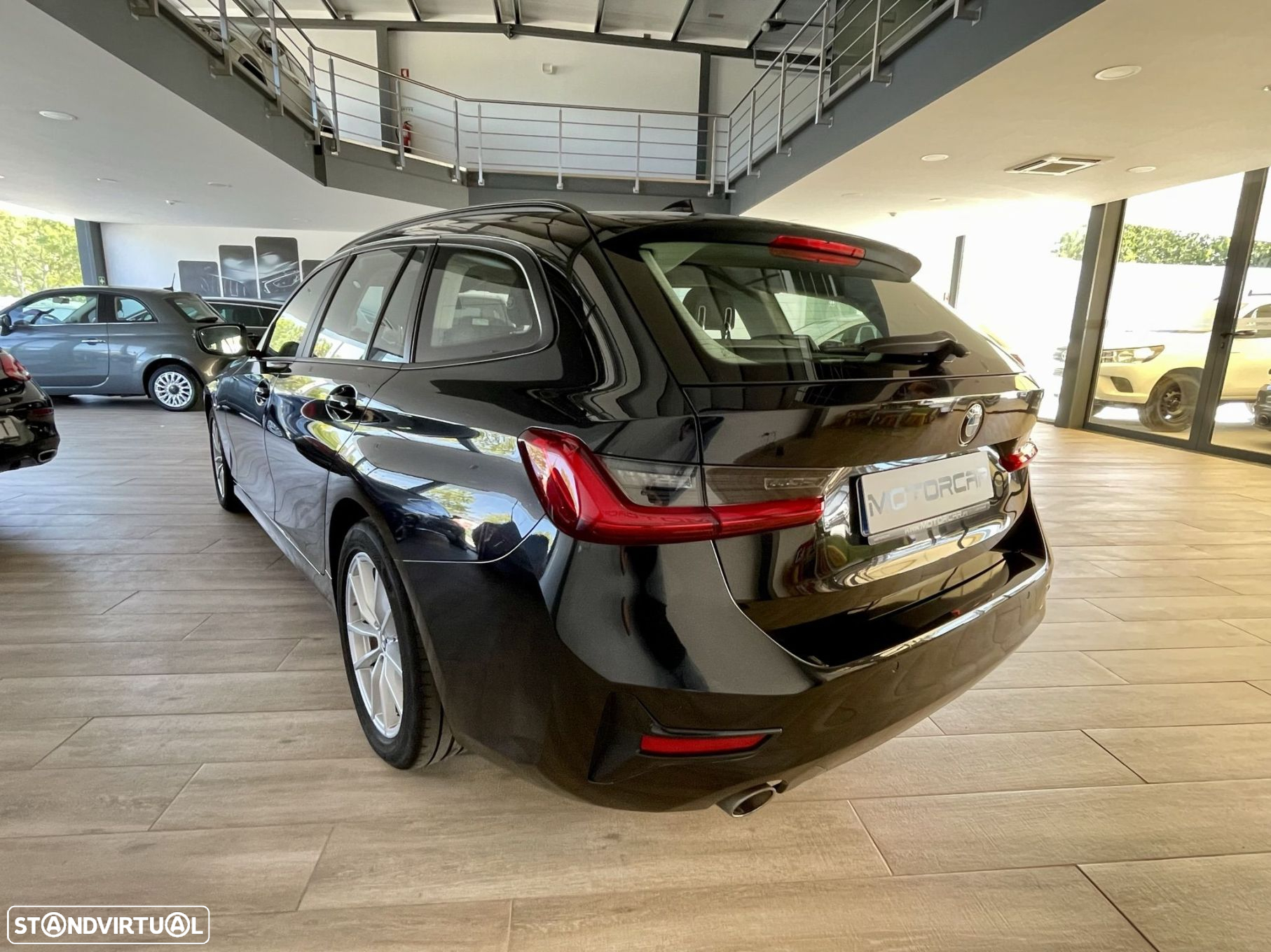 BMW 318 d Touring Auto - 4
