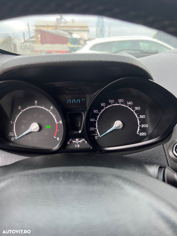Ford EcoSport 1.5 TDCi - 7