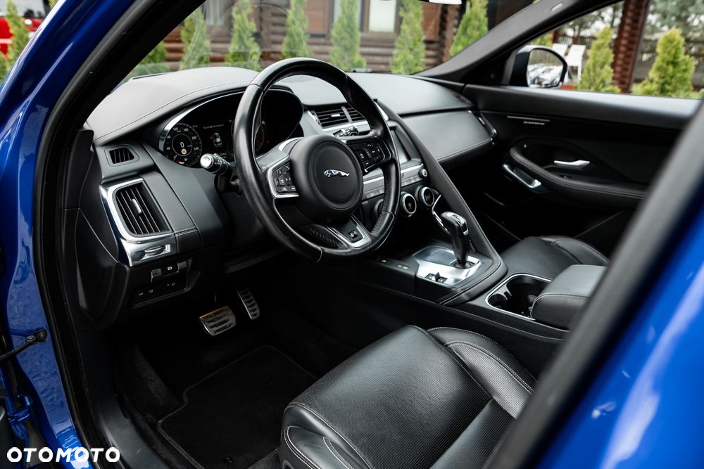 Jaguar E-Pace D240 AWD R-Dynamic S - 17