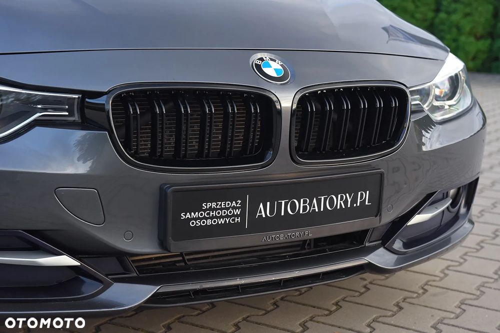 BMW Seria 3 318d Sport Line - 14