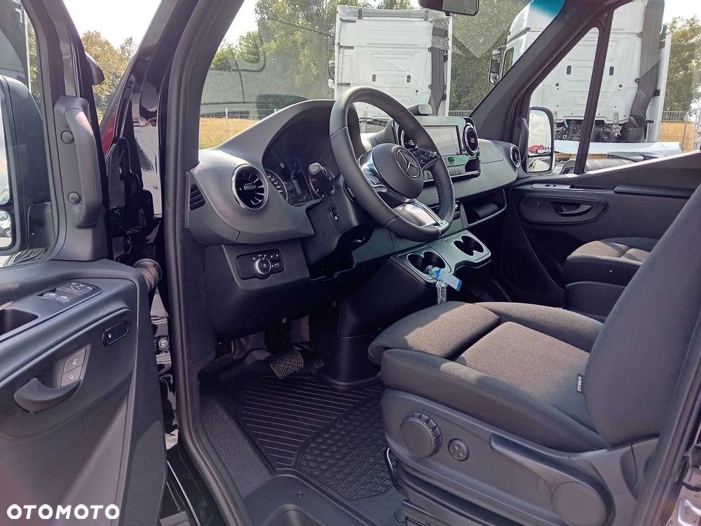 Mercedes-Benz Sprinter Standard SELECT 9G-Tronic 907.233 - 10