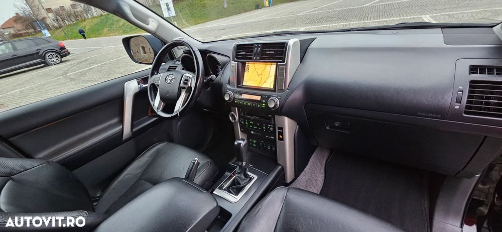 Toyota Land Cruiser 3.0 D-4D Automatik Executive - 16