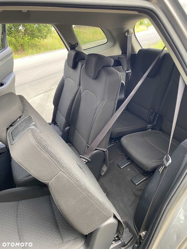 Kia Carens 1.6 GDI L 7os - 20