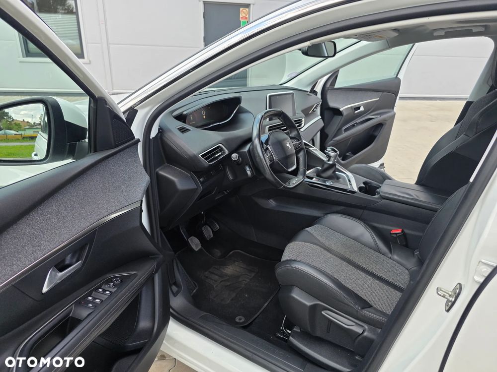 Peugeot 3008 PureTech 130 Stop & Start Crossway - 23