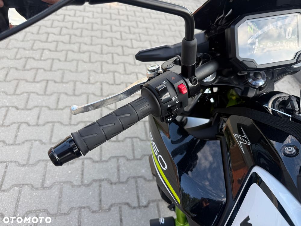 Kawasaki Z - 30