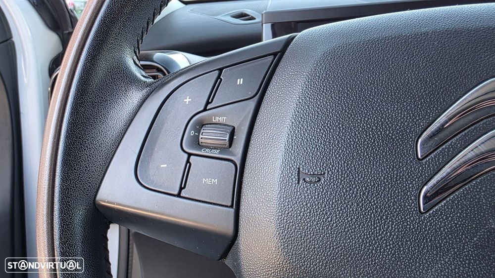 Citroën C4 Cactus 1.2 PureTech Shine - 17