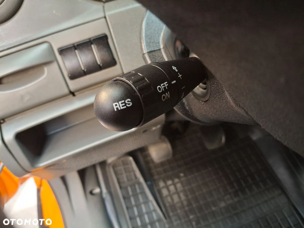 Iveco Daily 35S14 Doka Dubel Brygadówka Służba Drogowa Silnik 3.0 Pomarańczowy 6 Miejsc Hak Kamera Cofania Webasto Ogrzewanie Postojowe Plandeka Tablica Świetlna Światła Ostrzegawcze - 18