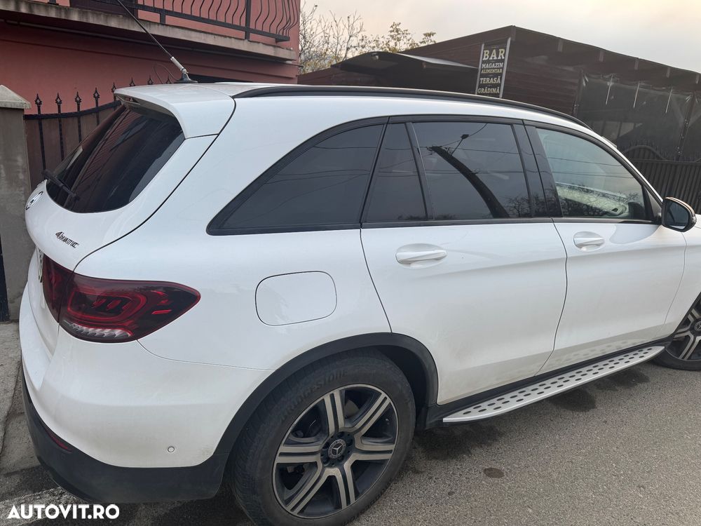 Mercedes-Benz GLC - 2