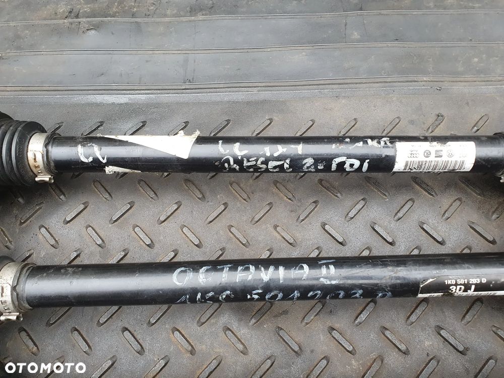 VW PASSAT B7 CC TIGUAN AUDI A3 Q3 SKODA OCTAVIA II SUPERB II PÓŁOŚ LEWA TYLNA LEWY TYŁ 1K0501203D ORYGINAŁ NISKI PRZEBIEG POSIADAM 4SZT - 2