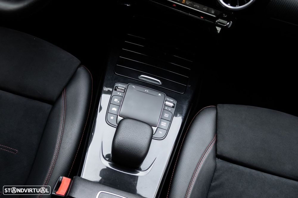 Mercedes-Benz CLA 250 e AMG Line - 21