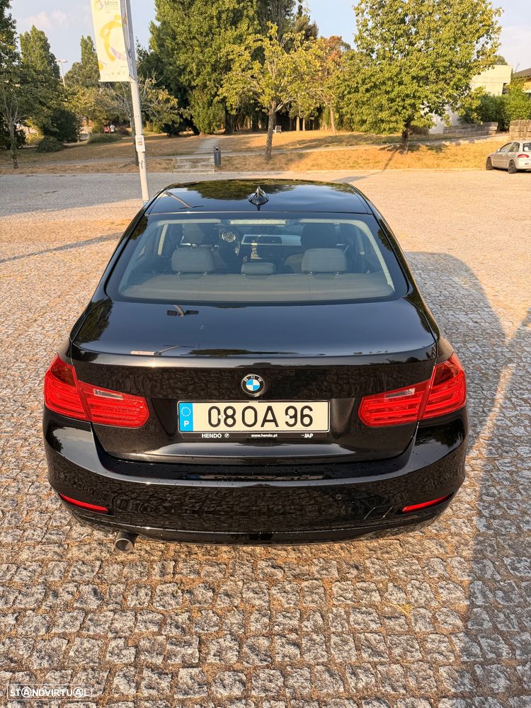 BMW 318 d Auto - 18