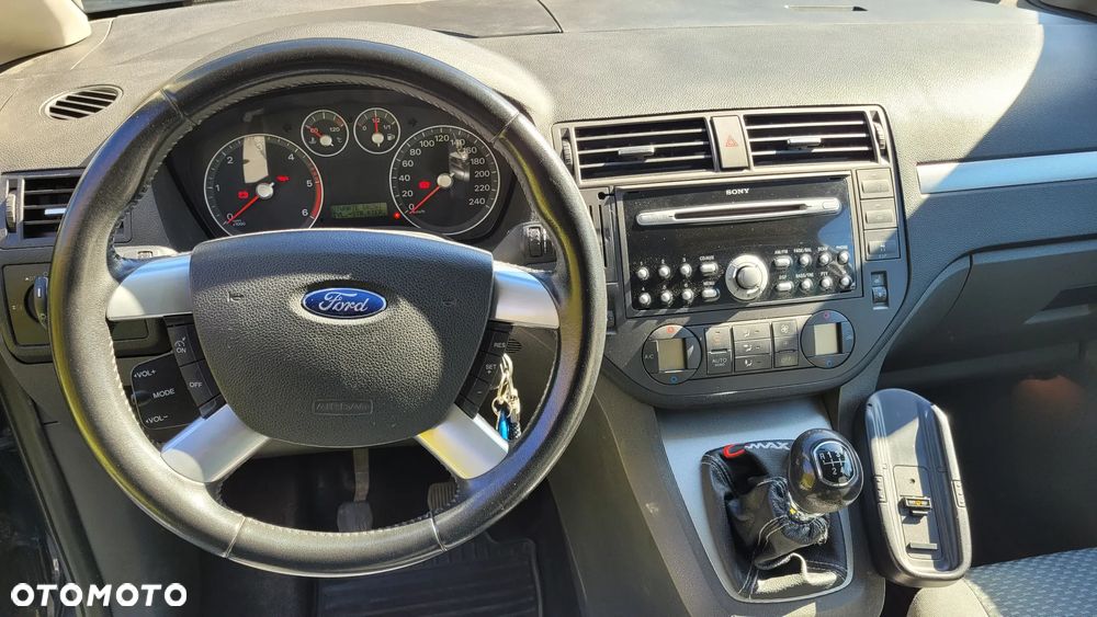Ford C-MAX - 10