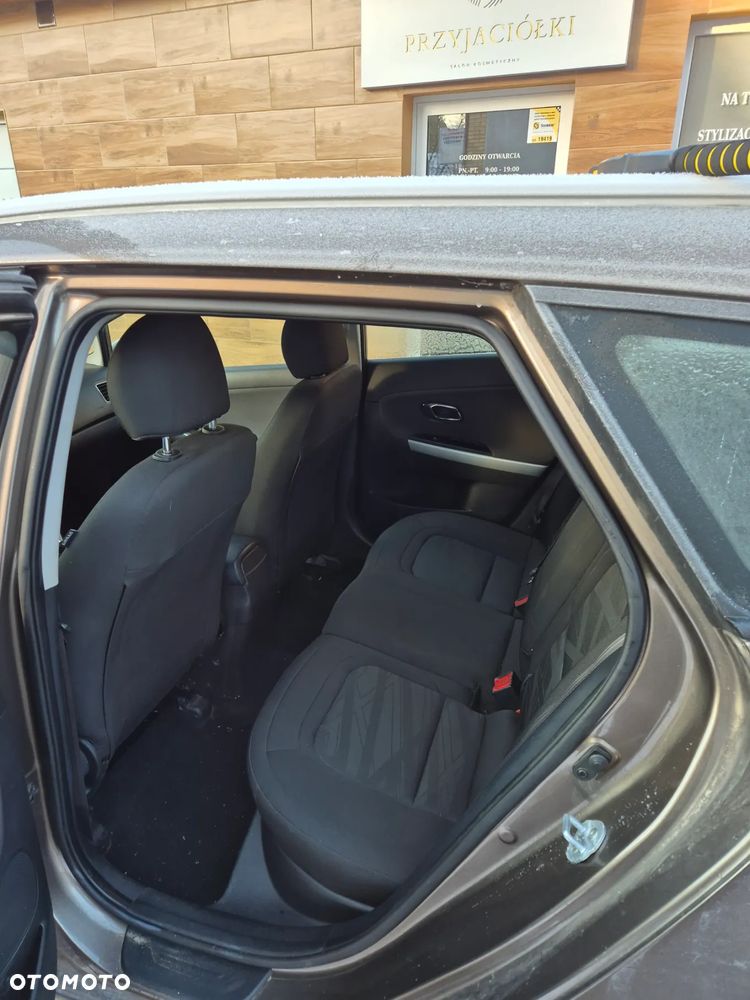 Kia Ceed 1.4 CVVT - 11