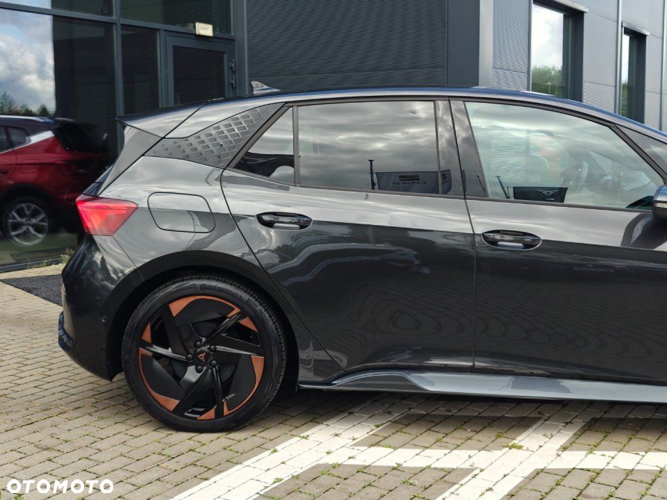 Cupra Born - 8