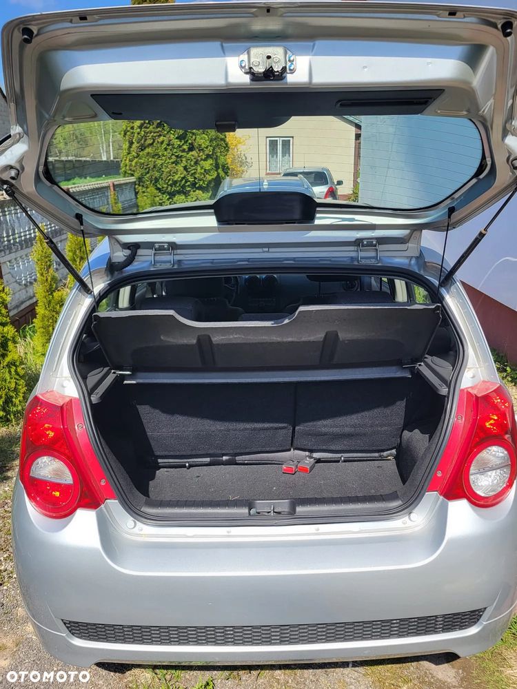 Chevrolet Aveo 1.2 16V Base+ - 8