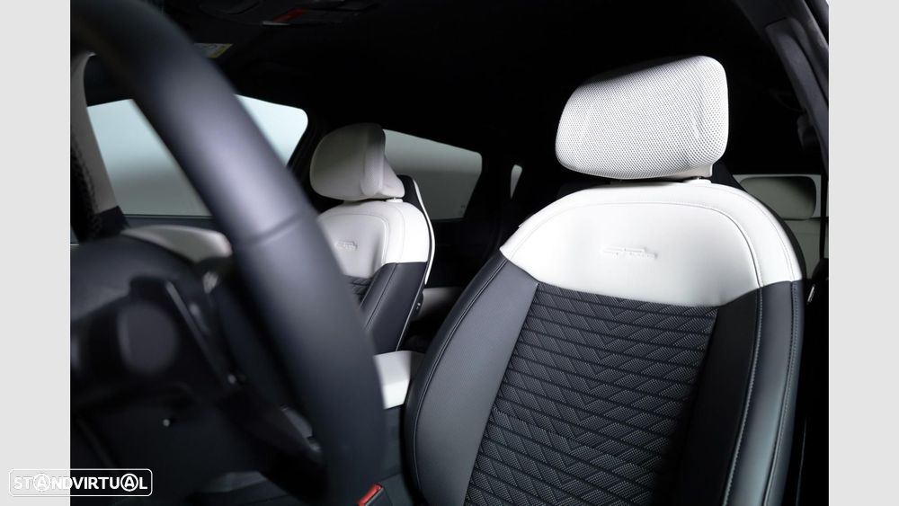 Kia EV4 81.4 kWh GT-Line - 7