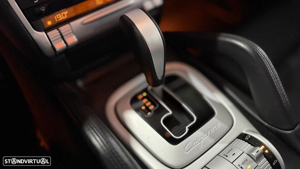 Porsche Cayenne Turbo - 26