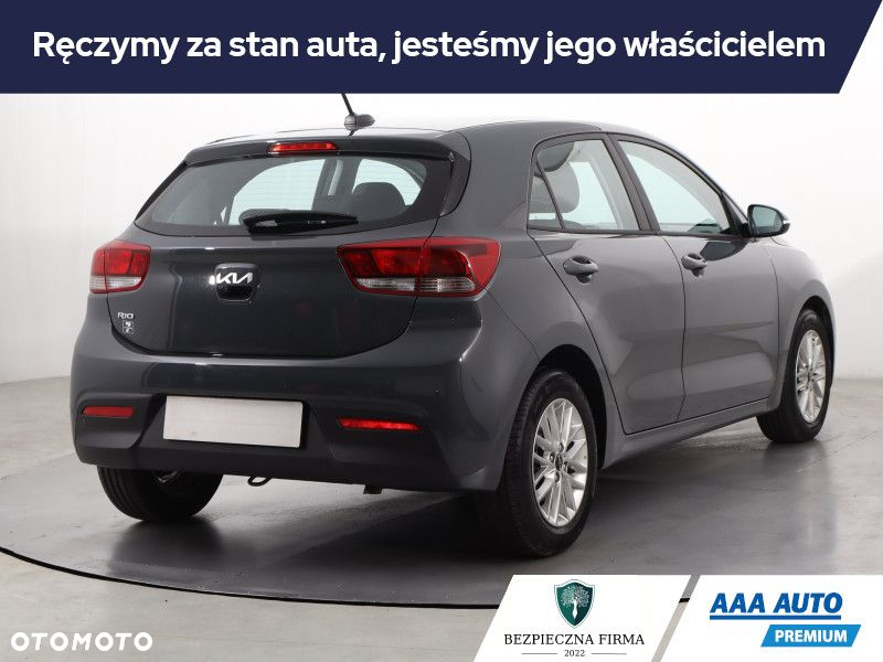 Kia Rio - 6