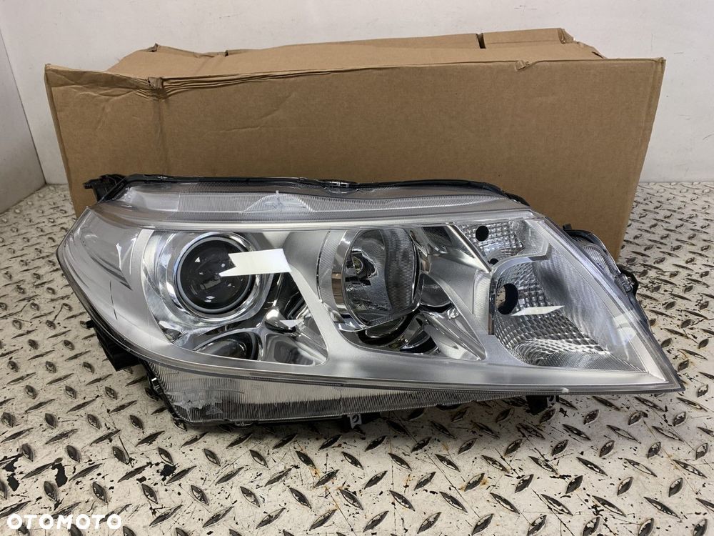 NOWA ORYGINALNA LAMPA PRAWA PRZÓD PRZEDNIA SUZUKI VITARA 3 III 15- SOCZEWKA 35120-54P00 - 2