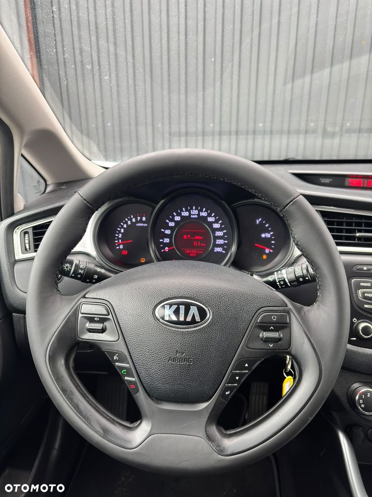 Kia Ceed 1.4 L Business Line - 16
