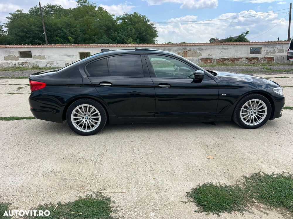 BMW Seria 5 530d xDrive Touring Aut. Sport Line - 13