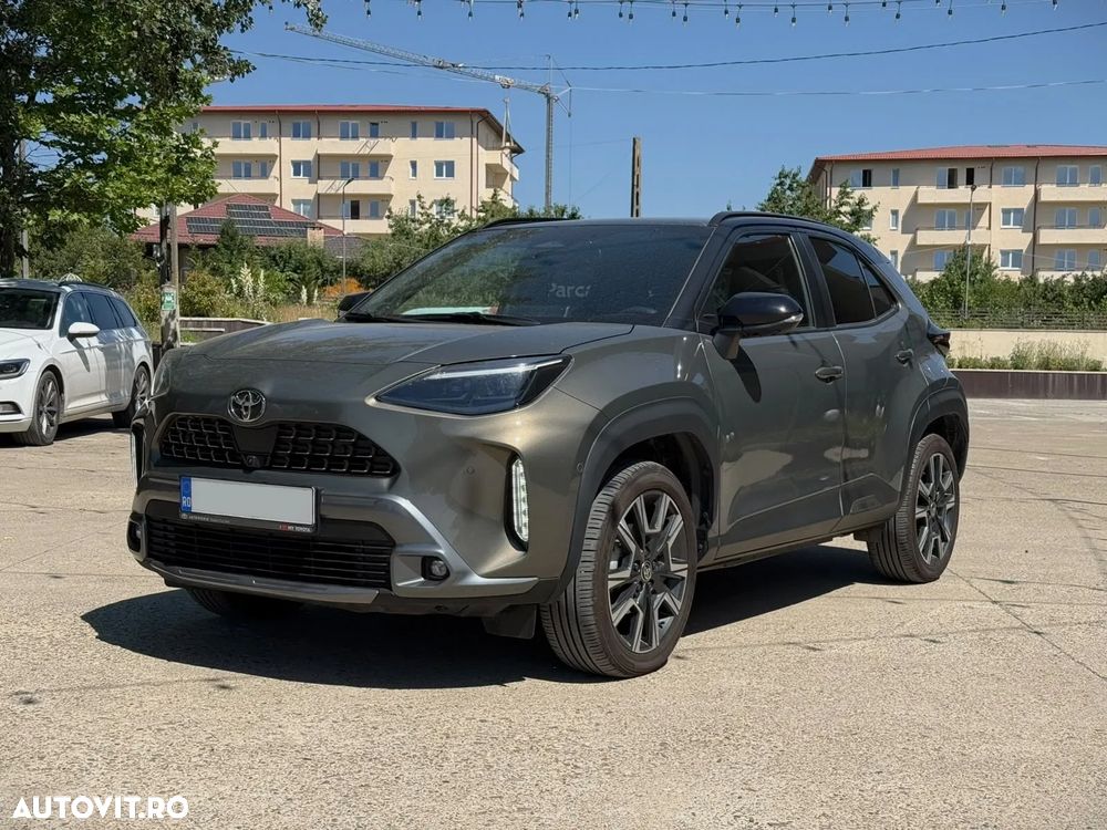 Toyota Yaris Cross 1.5 VVT-i HSD 4x4 Dynamic Adventure - 1