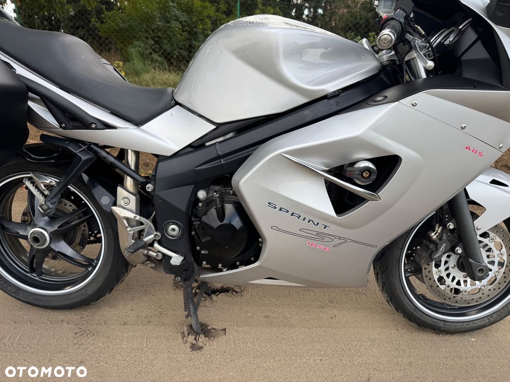 Triumph Sprint - 22