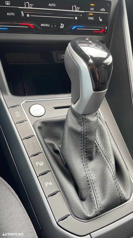 Volkswagen Taigo 1.5 TSI OPF DSG R-Line - 14