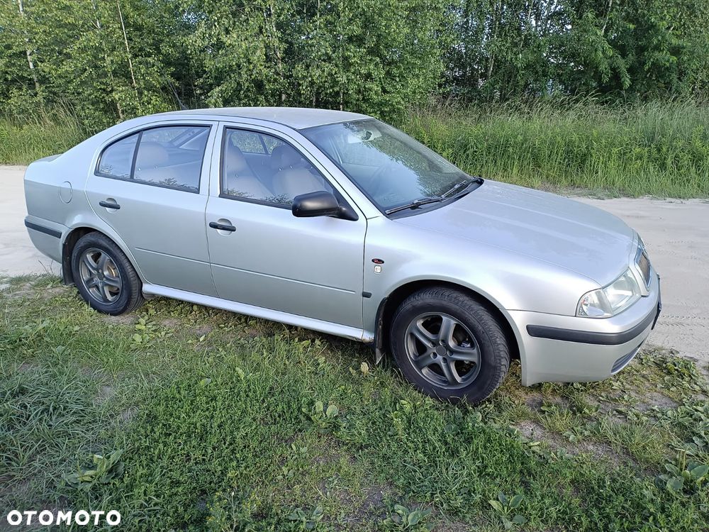 Skoda Octavia - 1