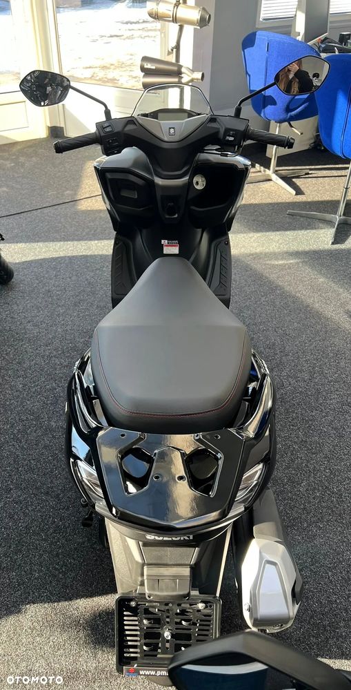 Suzuki Burgman - 12