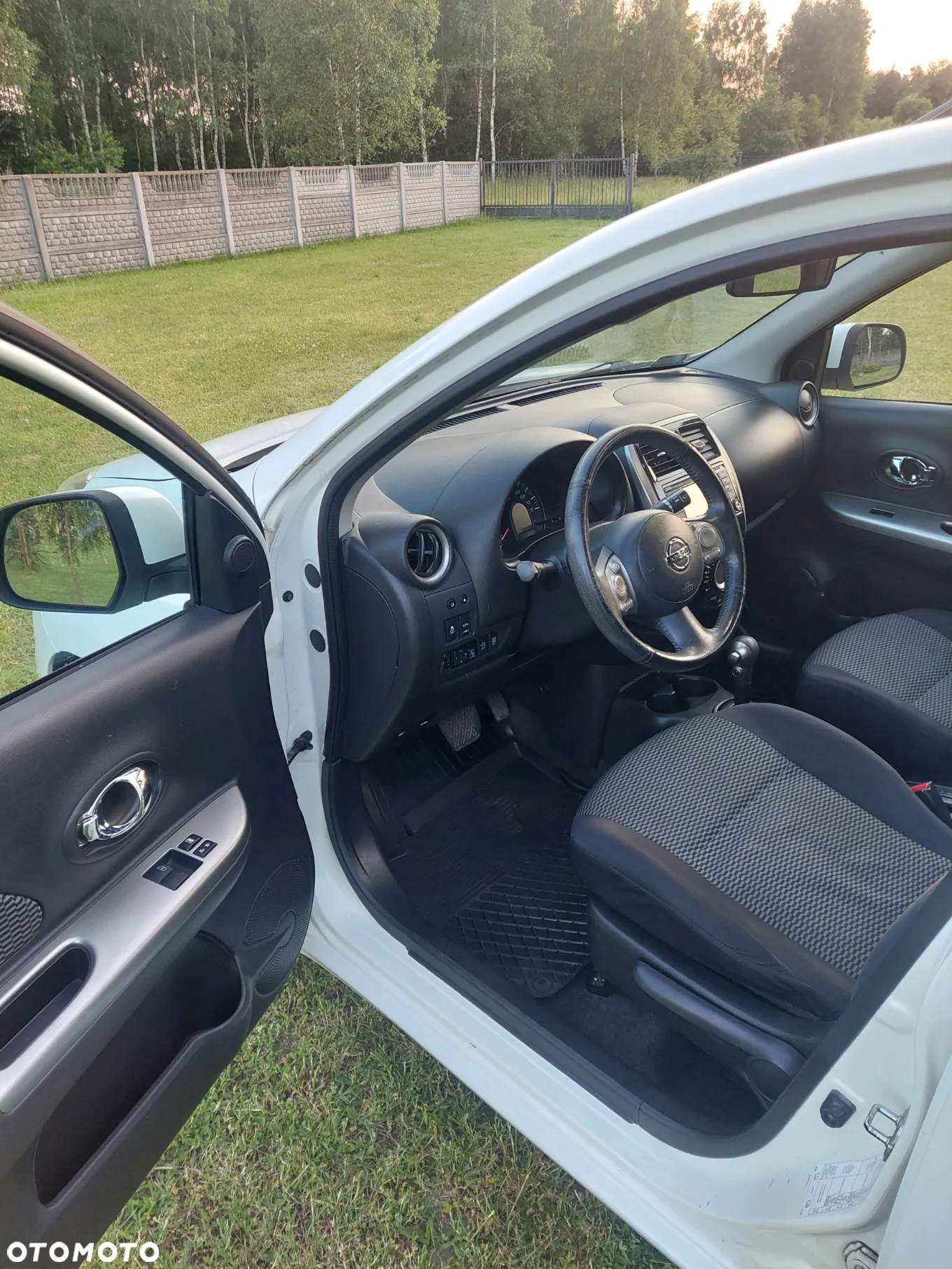 Nissan Micra 1.2 DIG-S Tekna CVT - 6