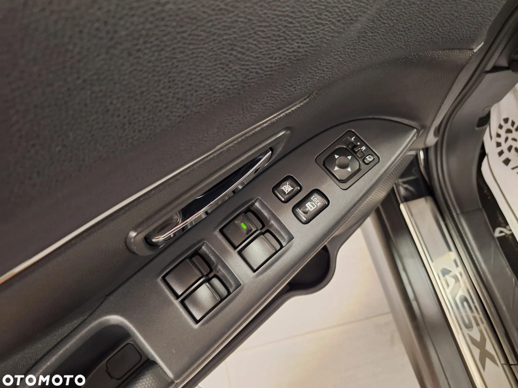 Mitsubishi ASX 1.6 2WD Diamant Edition+ - 29