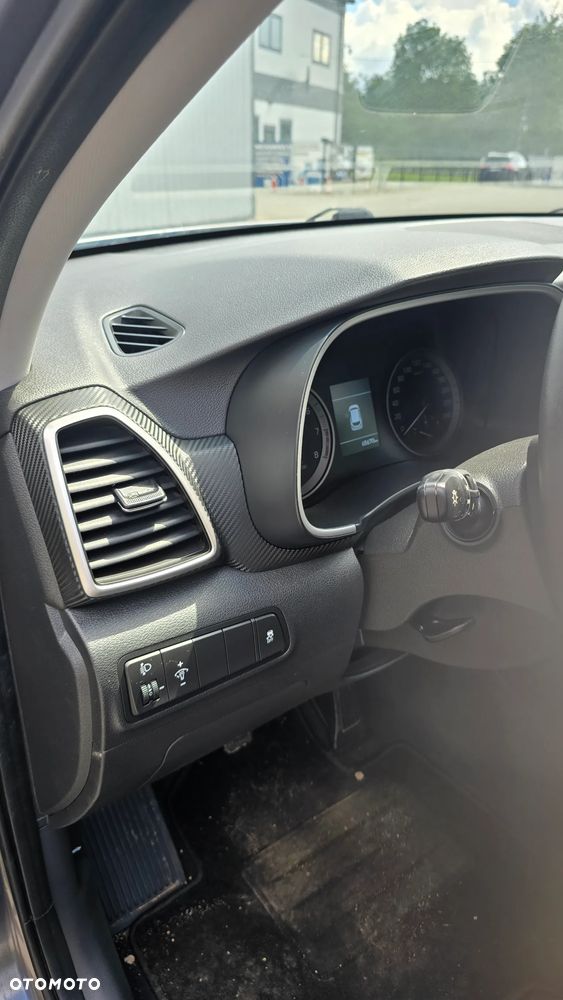 Hyundai Tucson 1.6 GDI BlueDrive TourdePologne 2WD - 10