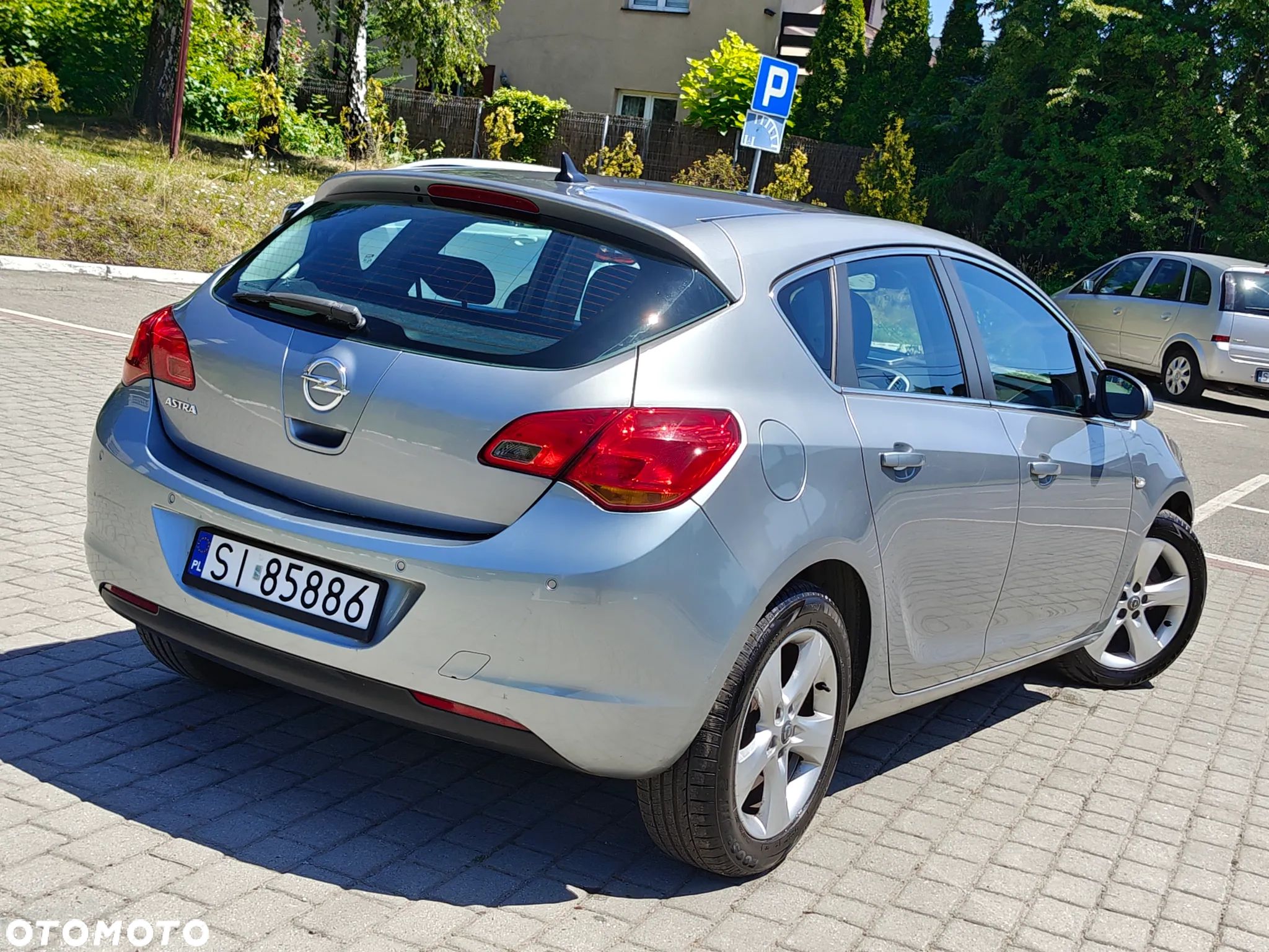Opel Astra 1.6 Cosmo - 1