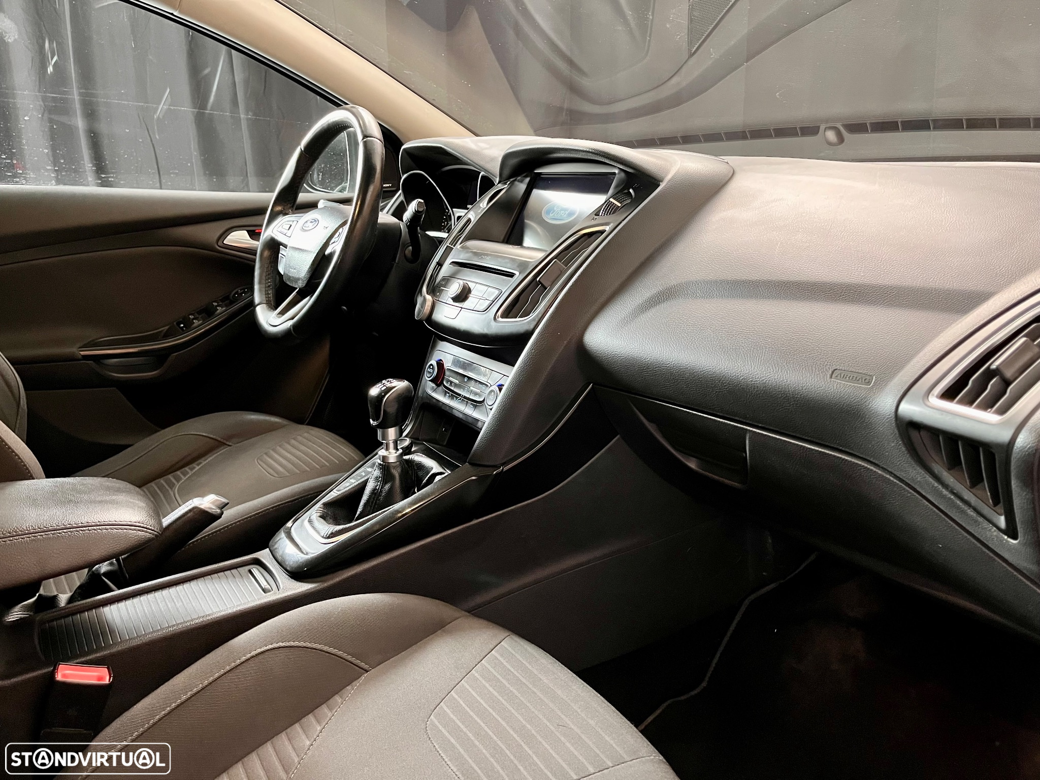Ford Focus SW 1.0 EcoBoost Titanium - 13