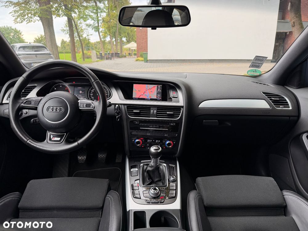 Audi A4 Avant 2.0 TDI DPF S line Sportpaket - 14