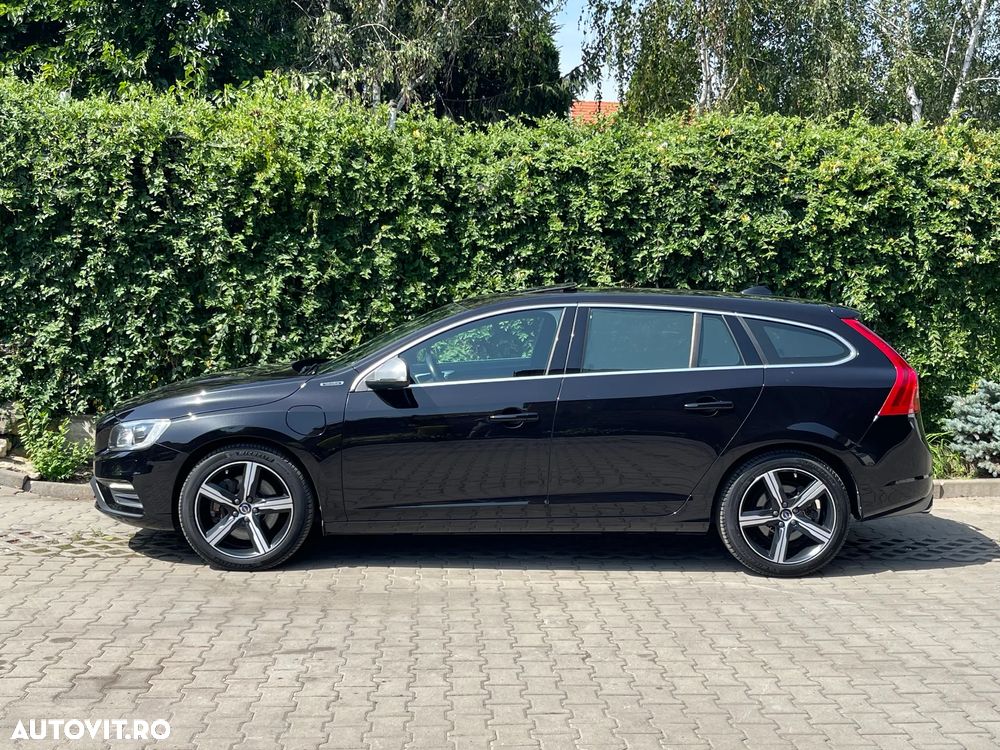 Volvo V60 D6 Twin Engine Geartronic RDesign - 13