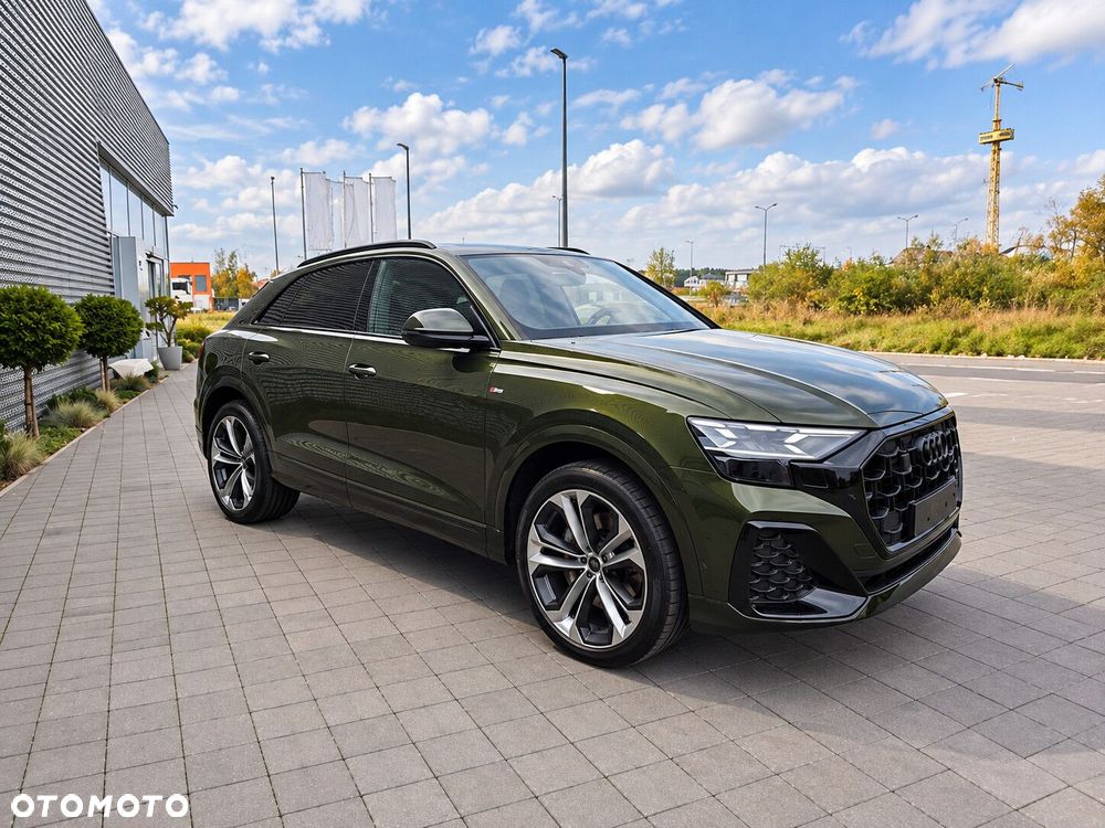 Audi Q8 - 10