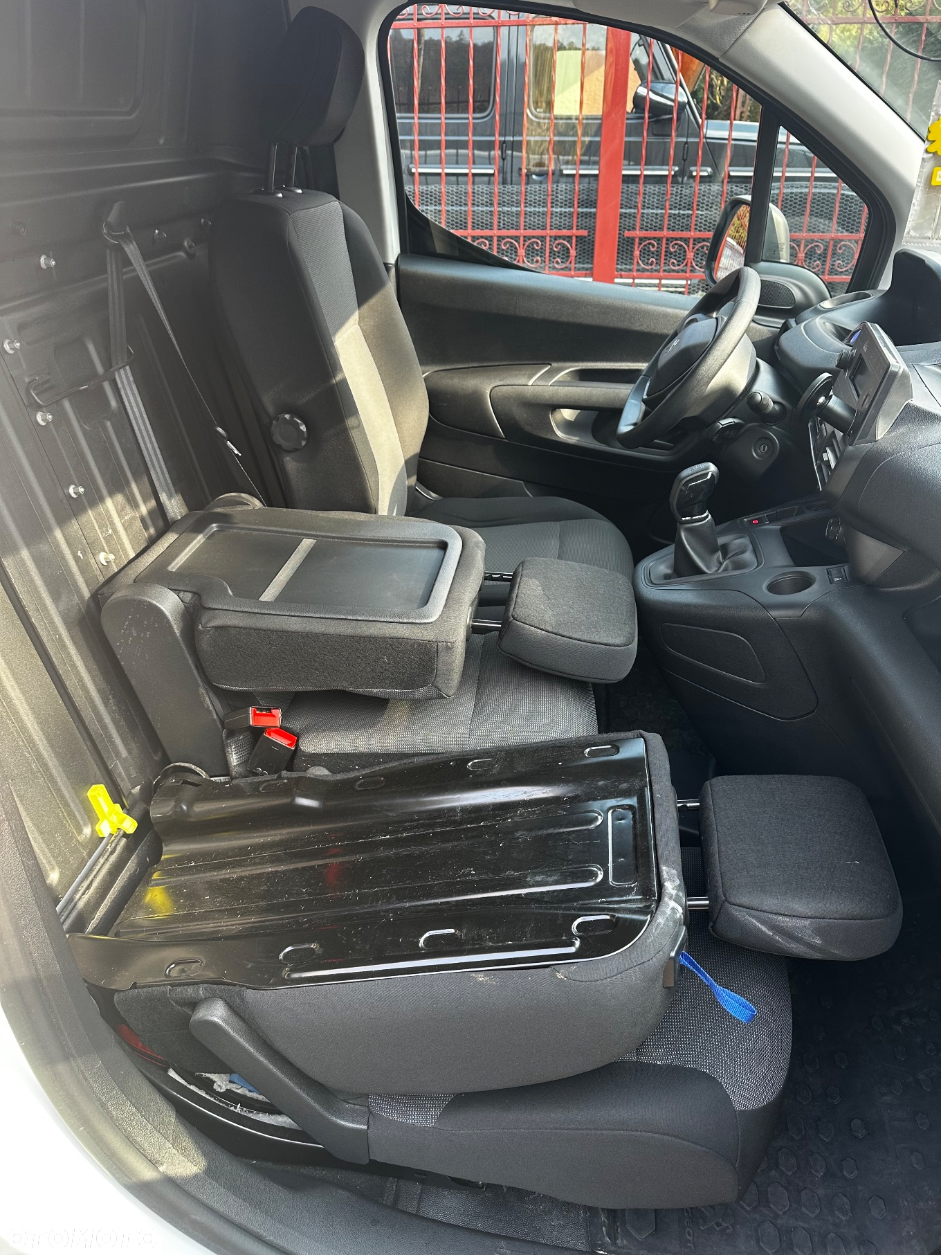 Peugeot Partner 1.5 BlueHDI L2 Pro (bryg.) - 24