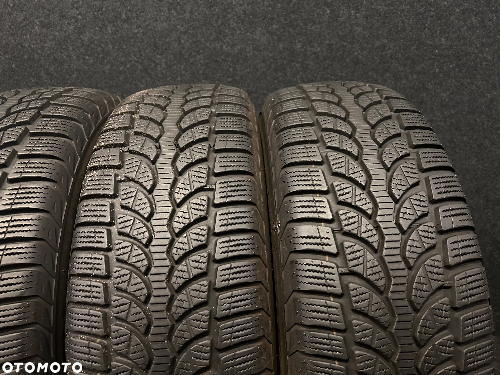 Opony zimowe Bridgestone Blizzak LM-80 215/65/16 98H 4szt. - 3