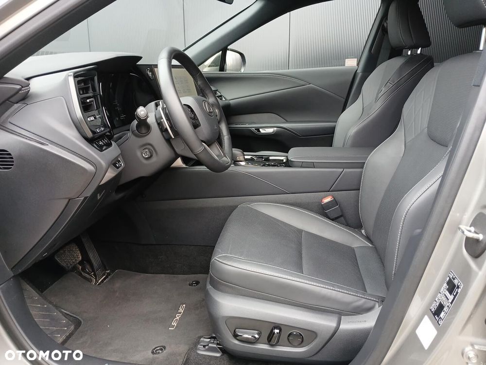 Lexus RX 450h+ Prestige - 10